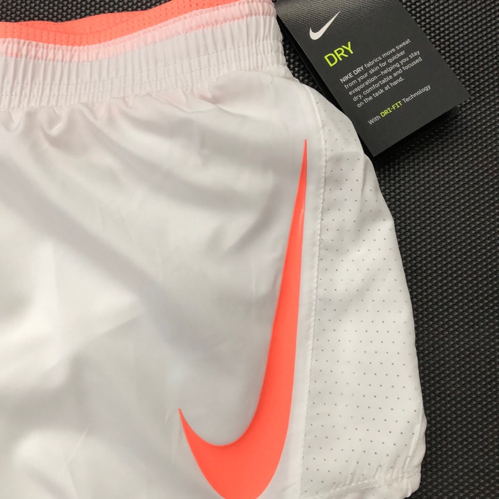 LAST PAIR!!! NWT Nike Shorts - Picture 3 of 4